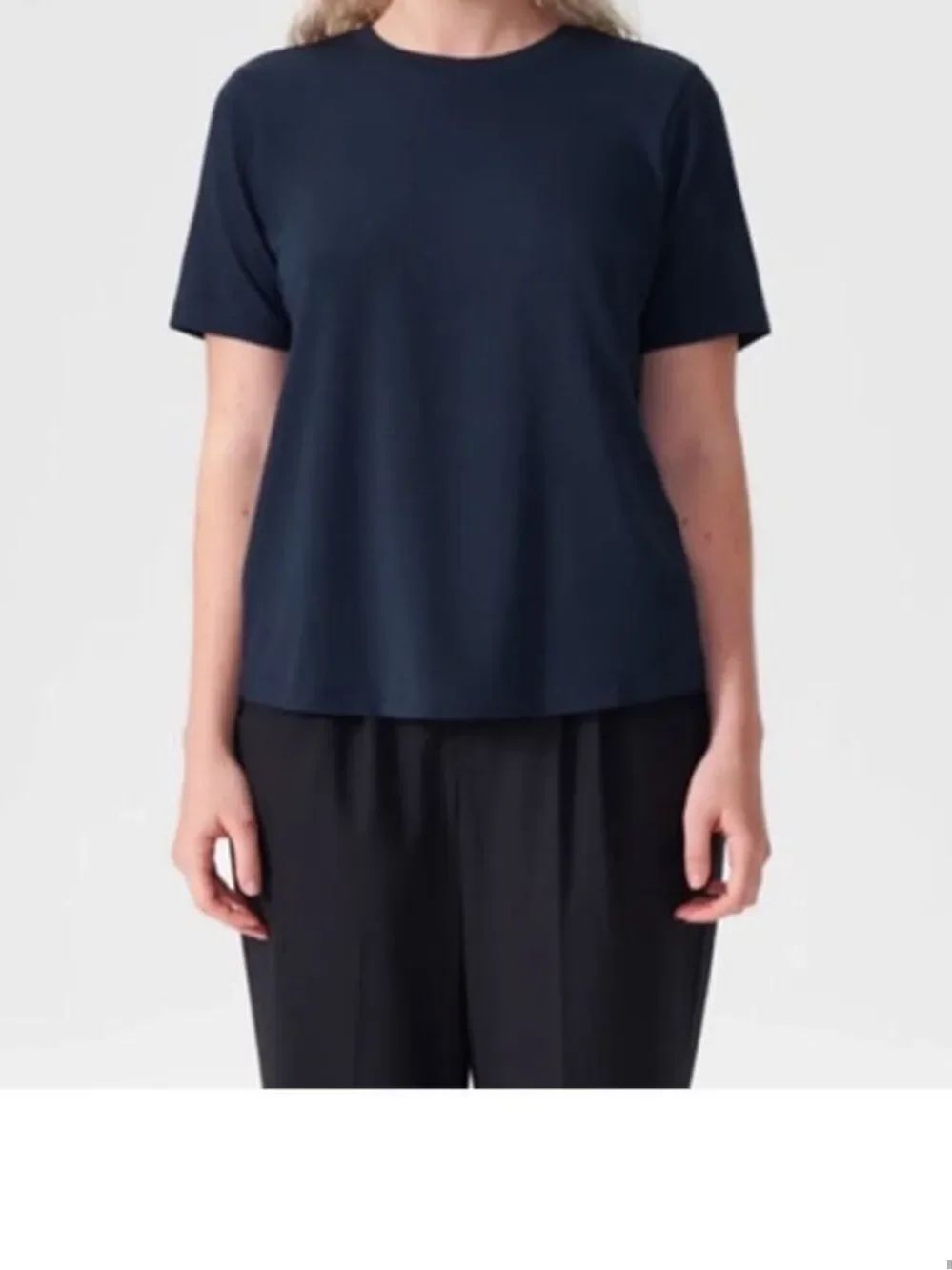 UNIVERSAL STANDARD Tee Rex T-shirt Navy Women’s Size 2XS (6-8)